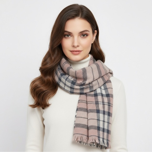 STEVE MADDEN Plaid Scarf - Picture 1 of 4